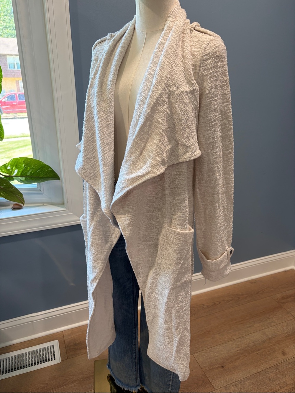 Cupcakes and Cashmere Ivory Textured Coat Women’s Large Open Front Long Jacket
